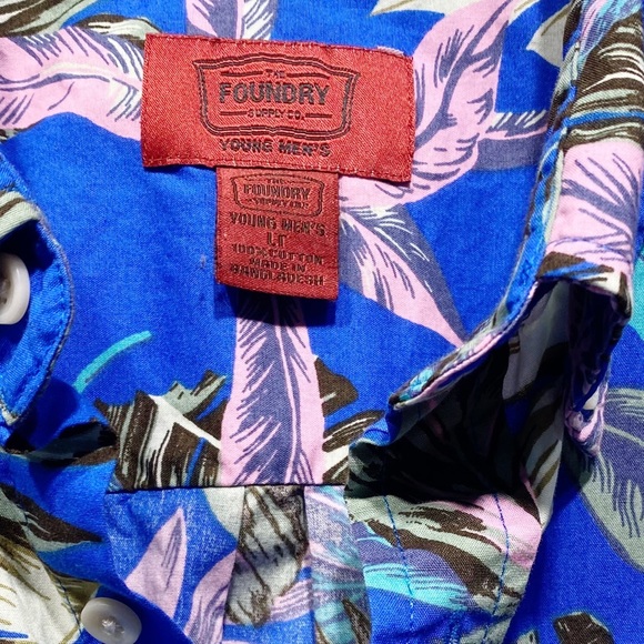Casual Button Down Tropical Shirt Size LT - Picture 2 of 3